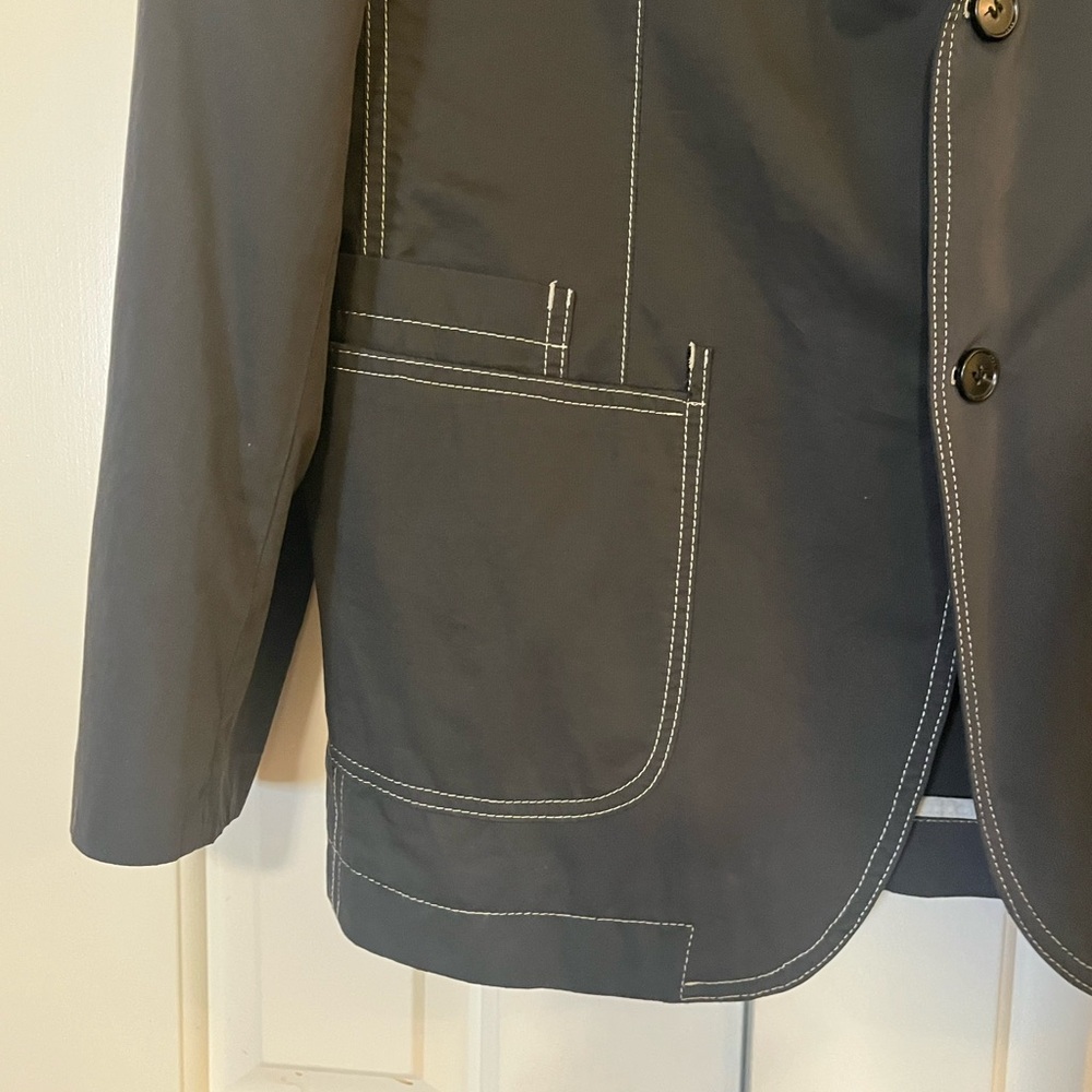BOSS by Hugo Boss Charcoal Gray 2 button Blazer with White Stitching. Size 44R - Picture 13 of 15